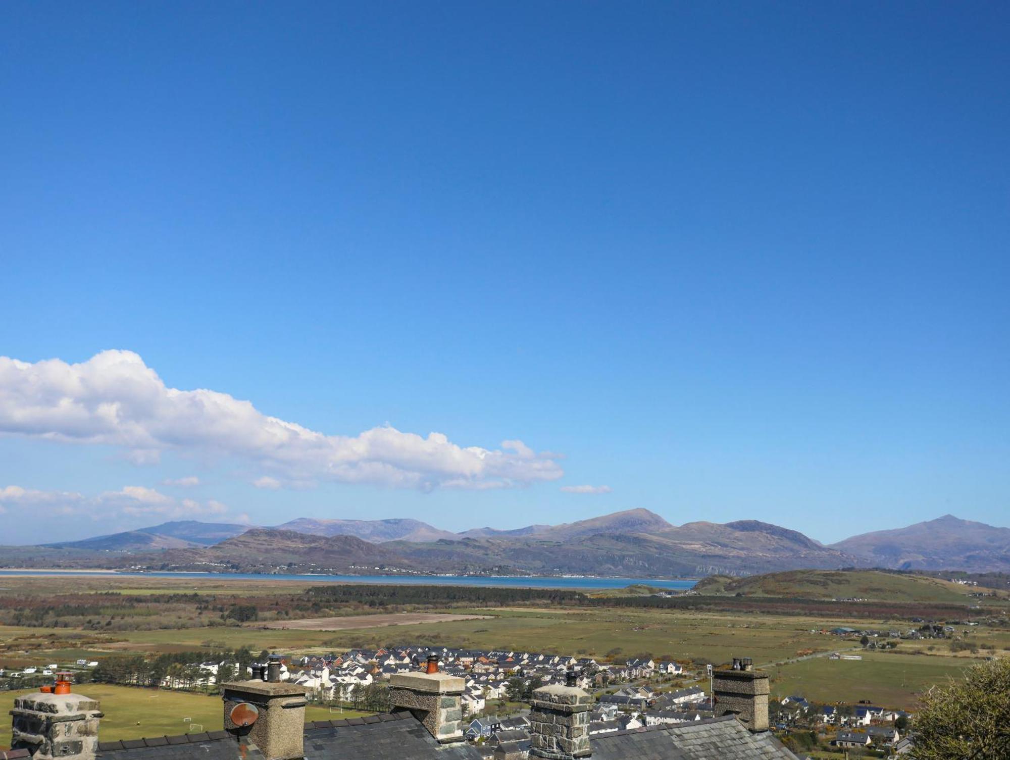 Harlech Apartments - Gwern Bagian luar foto