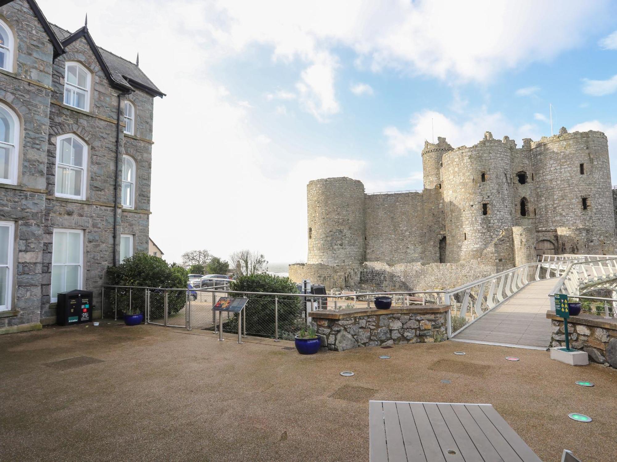 Harlech Apartments - Gwern Bagian luar foto